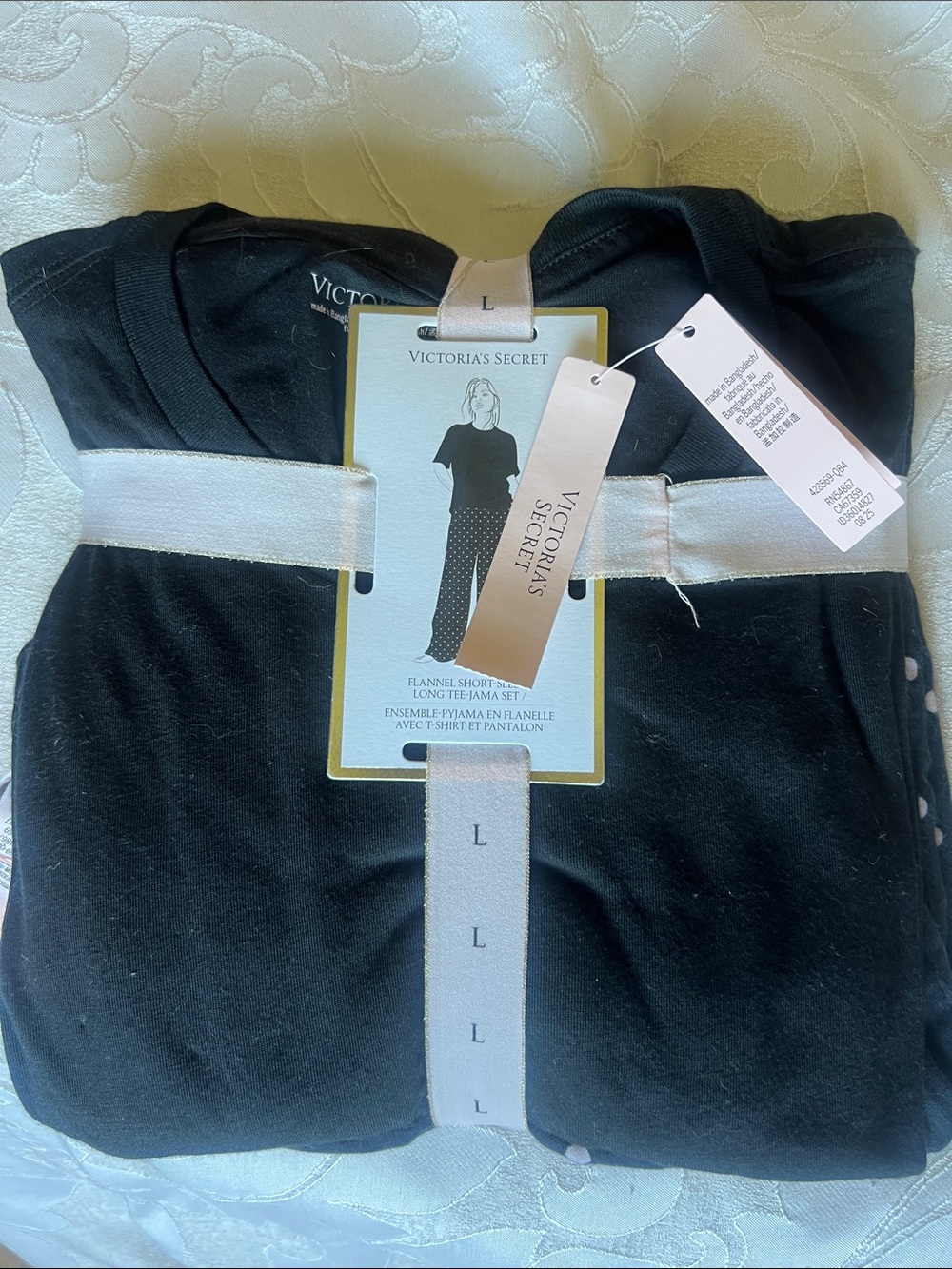 Victoria's Secret Black Crewneck Women’s Pajama set